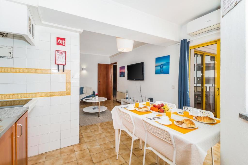 Beach Portimao Apartment ภายนอก รูปภาพ